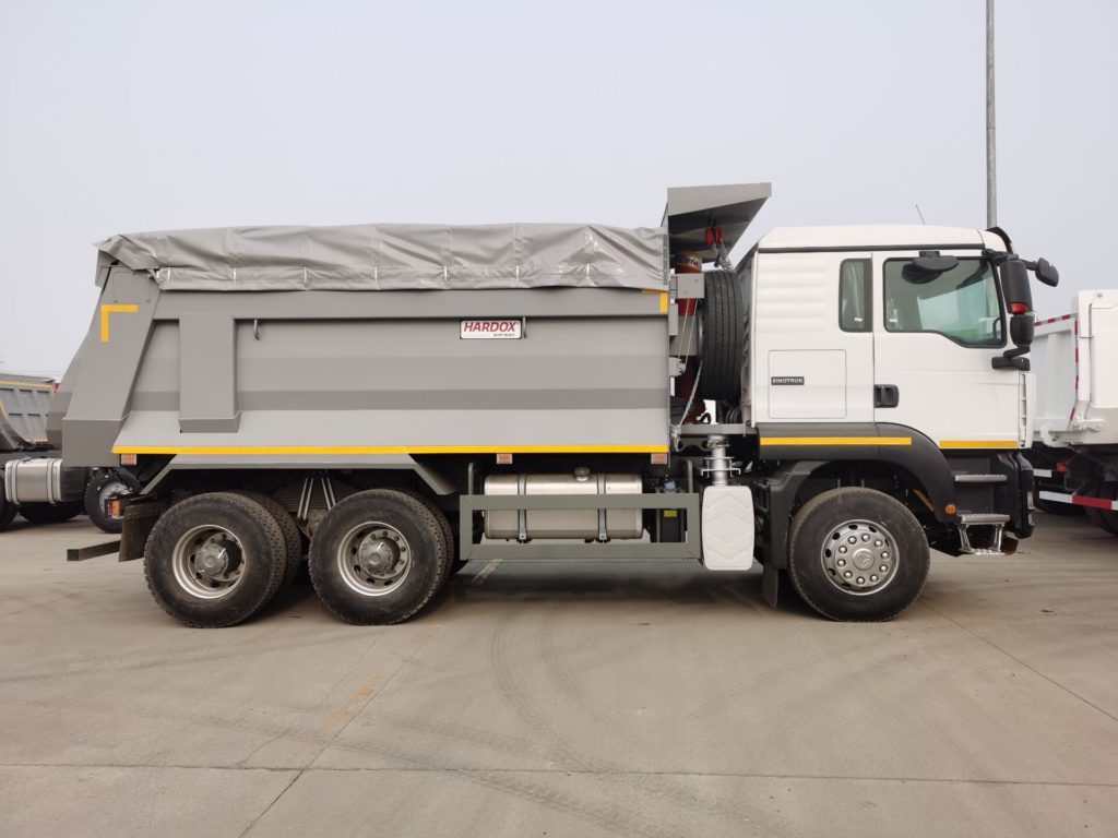 sitrak 6x4 u скошенный